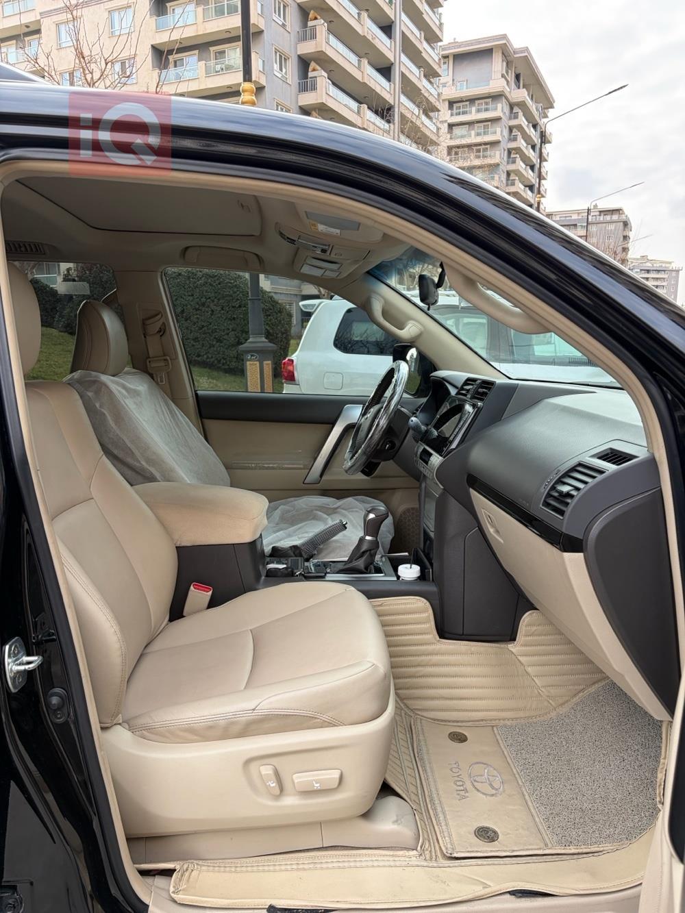 تويوتا لاندكروزر برادو